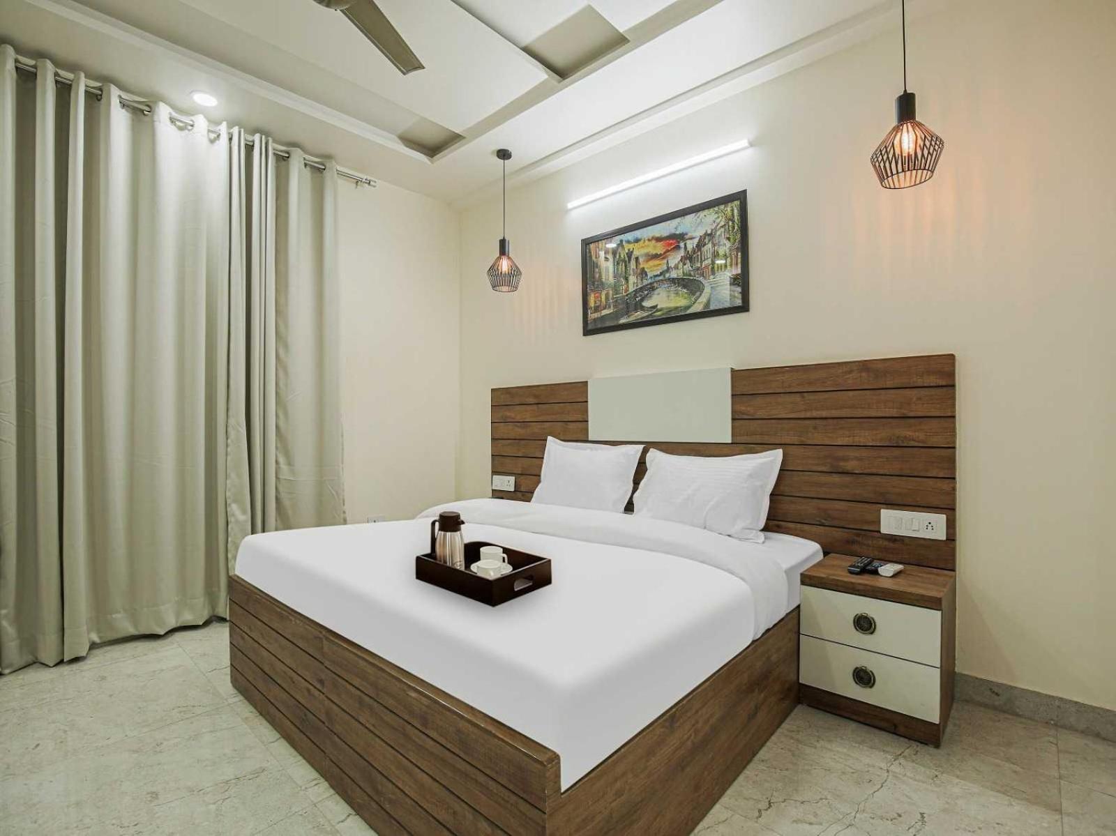 Hotel Maharaja Palace Gurgáon Kültér fotó